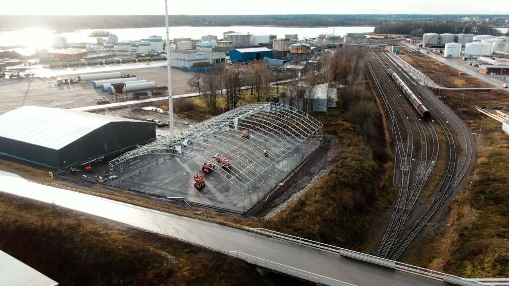 Montage av hallen i Gävle Hamn. Hamnmagasinet i Gävle AB